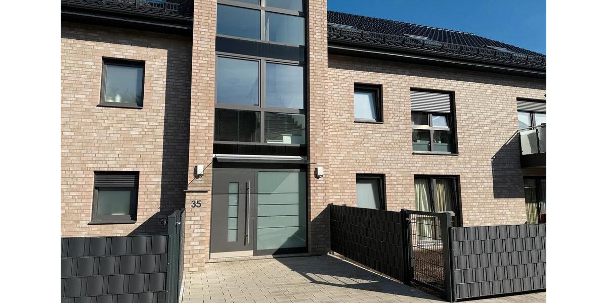 Exklusive Neubaumietwohnung in BI-Mitte Tiefgarage uvm. 3 zimmer