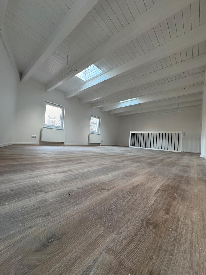 Exklusive Maisonette-Wohnung in Strausberg – Modern saniert und einzigartig!