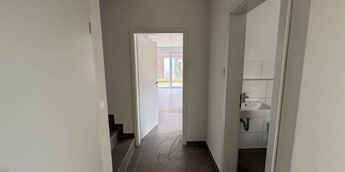 Erstbezug! Stilvolles Reihenhaus in begehrter Lage von Volksdorf 5 zimmer