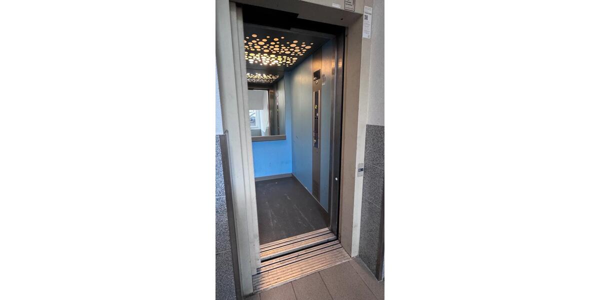 Dachgeschoßwohnung Schwerin Friedrichsthal - 2 Zimmer, 58 m&sup2;, 715&euro; | Angebot:26032254