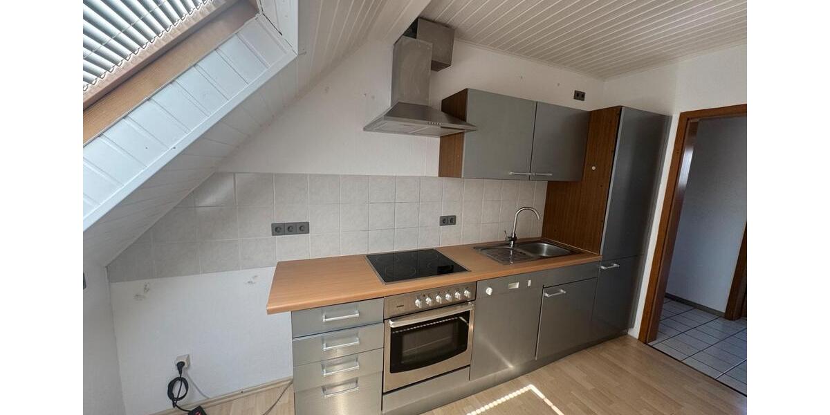 Dachgeschoßwohnung Hundsangen - 2 Zimmer, 65 m&sup2;, 500&euro; | Angebot:26321148