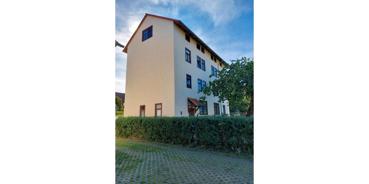 Etagenwohnung Waltershausen - 3 Zimmer, 48 m&sup2;, 290&euro; | Angebot:25103947
