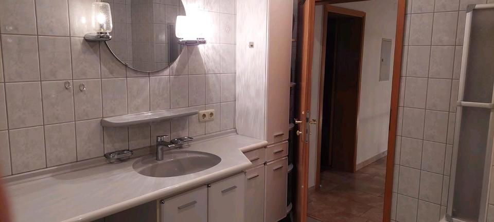 Etagenwohnung Bad Kissingen - 5 Zimmer, 130 m&sup2;, 850&euro; | Angebot:26102527