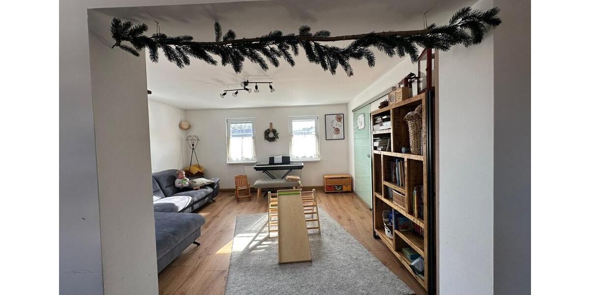 Etagenwohnung Untersiemau - 4 Zimmer, 150 m&sup2;, 950&euro; | Angebot:26491279
