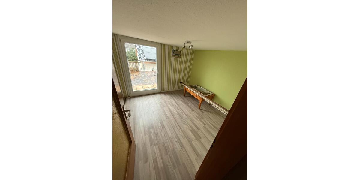 Etagenwohnung Hameln - 4 Zimmer, 110 m&sup2;, 1.200&euro; | Angebot:26067760