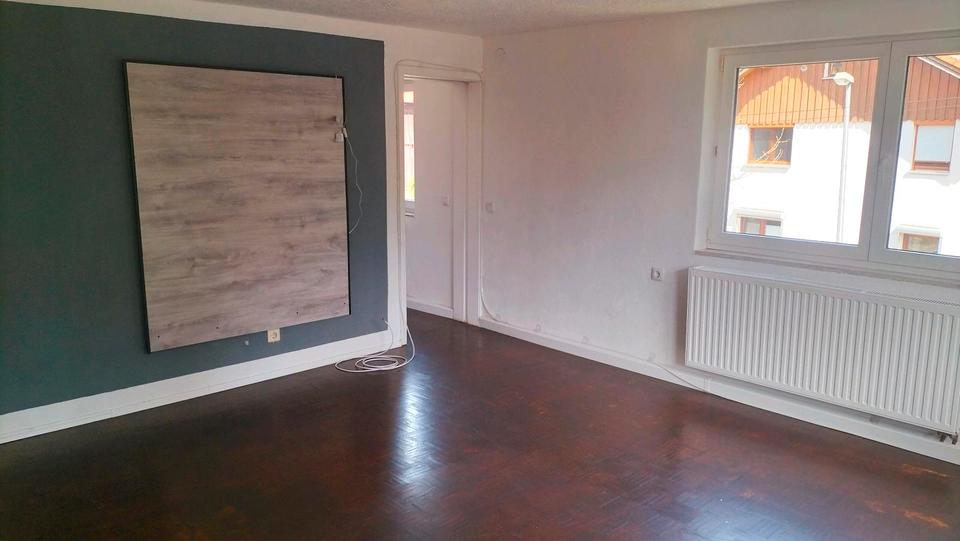 Etagenwohnung Großheirath - 5 Zimmer, 95 m&sup2;, 750&euro; | Angebot:26387117