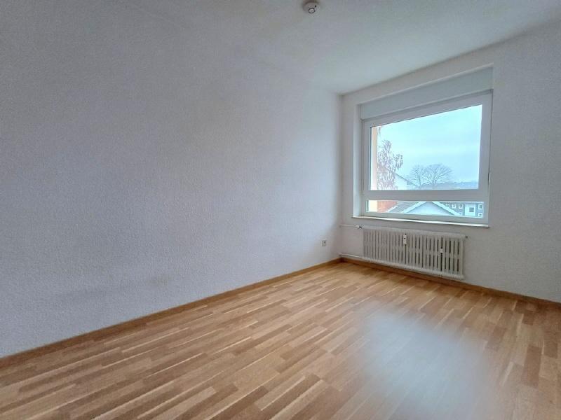 3-Zimmer-Wohnung mit Balkon zimmer