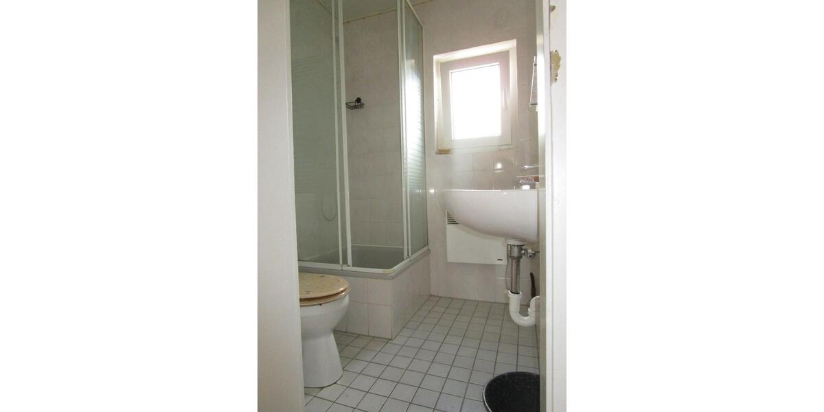 Dachgeschoßwohnung Weinheim - 3 Zimmer, 75 m&sup2;, 900&euro; | Angebot:25920949