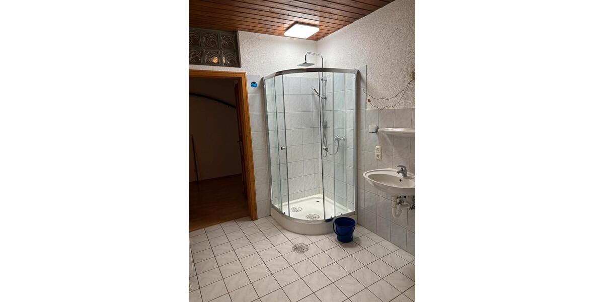 Hochparterre Waldböckelheim - 5 Zimmer, 141 m&sup2;, 1.250&euro; | Angebot:24865602