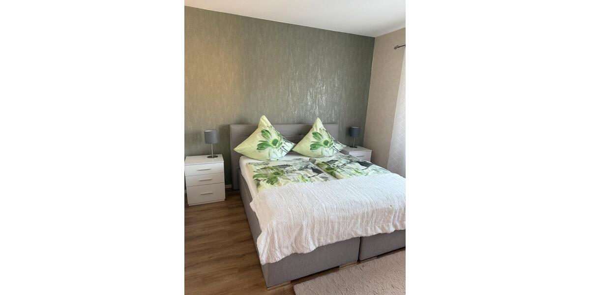 Maisonettenwohnung Porta Westfalica - 4 Zimmer, 120 m&sup2;, 1.620&euro; | Angebot:23799947