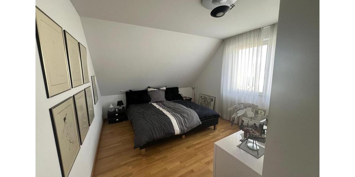 Dachgeschoßwohnung Münster Münster-Südost - 3 Zimmer, 125 m&sup2;, 1.600&euro; | Angebot:26521882