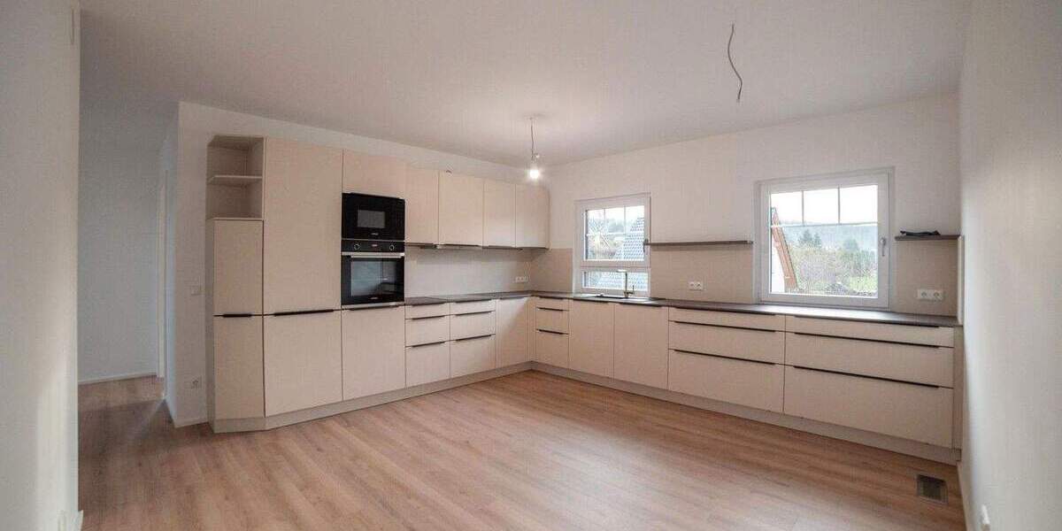 Etagenwohnung Kamenz Hennersdorf - 4 Zimmer, 112 m&sup2;, 1.534&euro; | Angebot:24341573