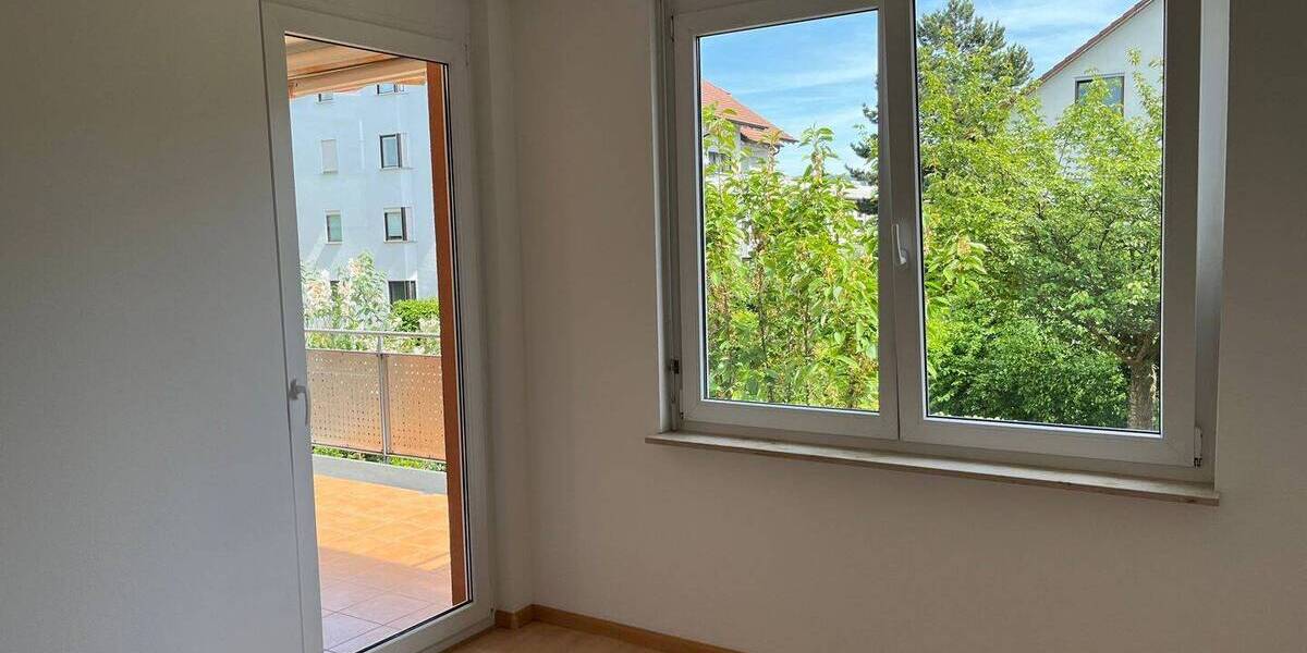 Etagenwohnung Weil am Rhein - 4 Zimmer, 115 m&sup2;, 1.490&euro; | Angebot:26844058
