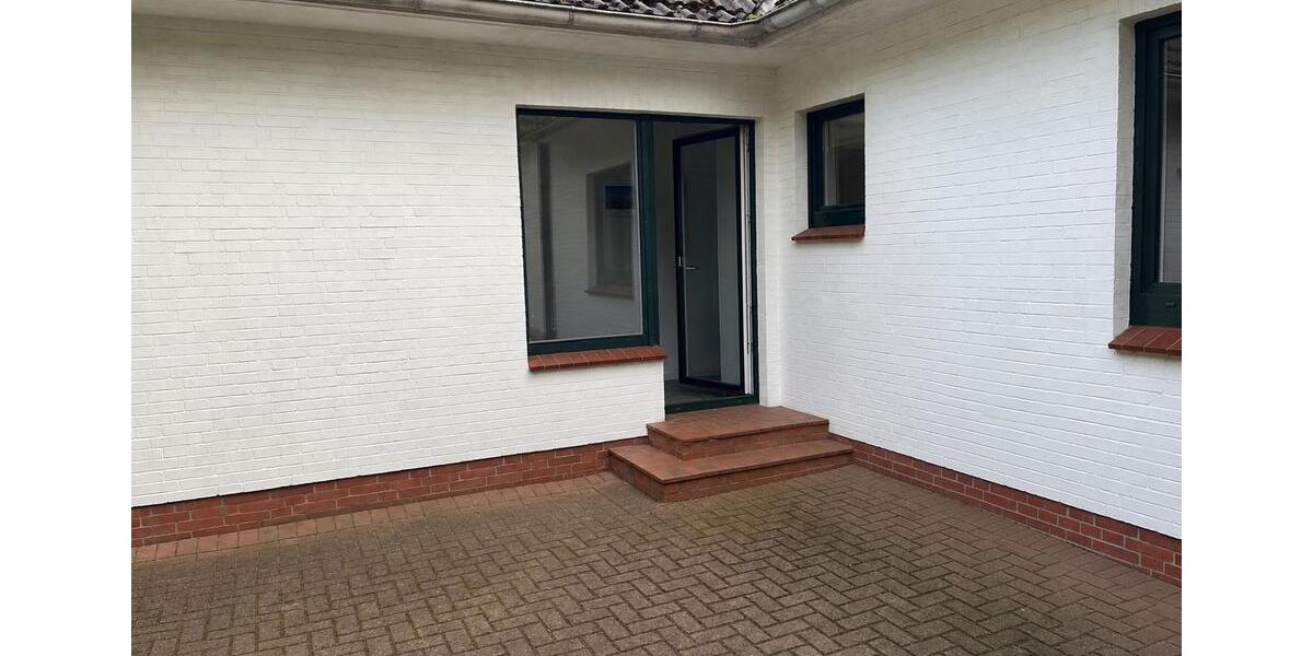 Erdgeschoßwohnung Flensburg - 3 Zimmer, 115 m&sup2;, 860&euro; | Angebot:26683835