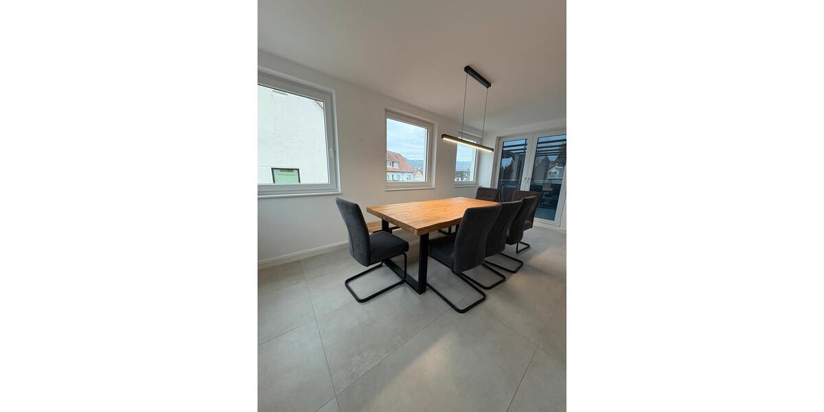 170 qm Wohnung in Hardegsen über 2 Etagen mit EBK und 2 Bäder 7 zimmer