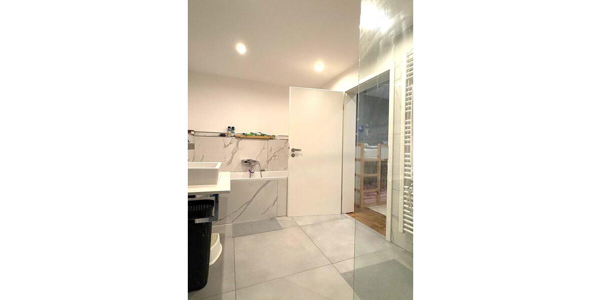 Etagenwohnung Nußloch - 4 Zimmer, 137 m&sup2;, 1.600&euro; | Angebot:24660742