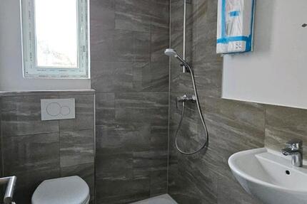 Mietwohnung Erstbezug nach Renovierung 1.Et W-Vohwinkel 2 zimmer