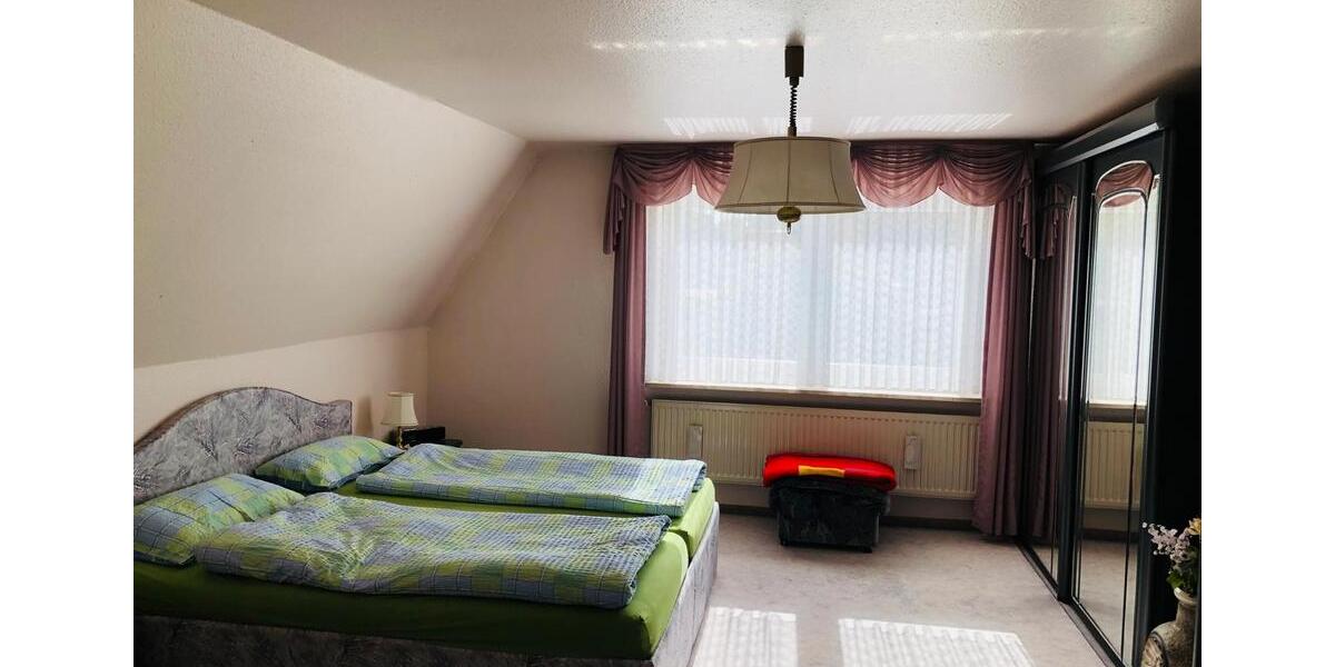 Etagenwohnung Trittau - 3 Zimmer, 90 m&sup2;, 80&euro; | Angebot:26522534