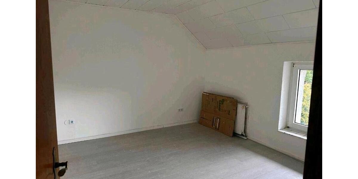 Etagenwohnung Duisburg Duisburg-Mitte - 2 Zimmer, 64 m&sup2;, 733&euro; | Angebot:26673009