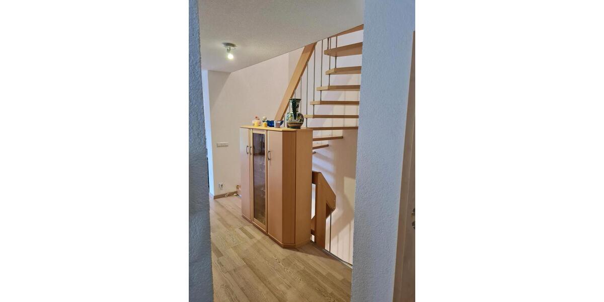 Wohnen auf Zeit Pforzheim Eutingen - 5 Zimmer, 184 m&sup2;, 600&euro; | Angebot:24743800