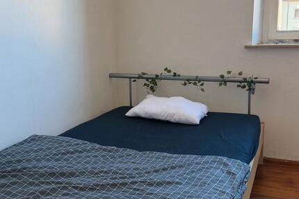 Wohnen auf Zeit Weiden in der Oberpfalz - 1 Zimmer, 21 m&sup2;, 305&euro; | Angebot:26285337