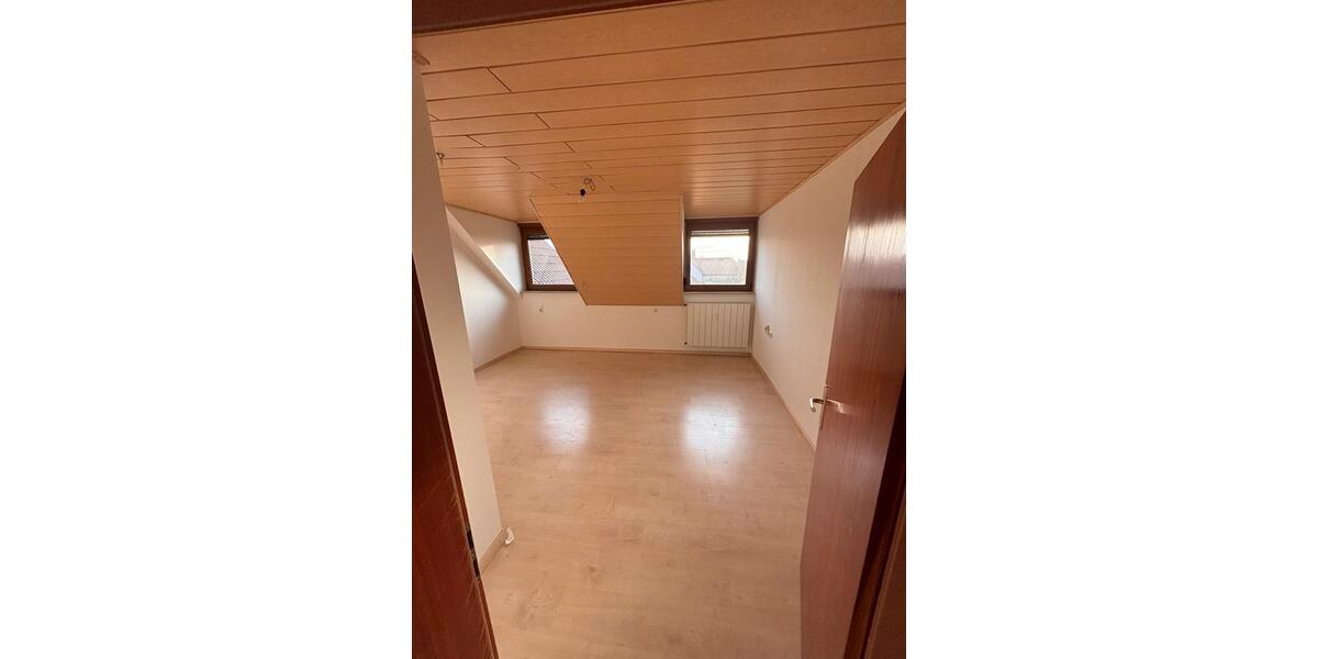 Schöne helle 4 Zimmerwohnung in Reundorf zu vermieten 4 zimmer