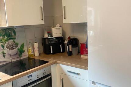 Zur Miete: Haus mit Garten und großem Keller Warm: 1599€ 3 zimmer