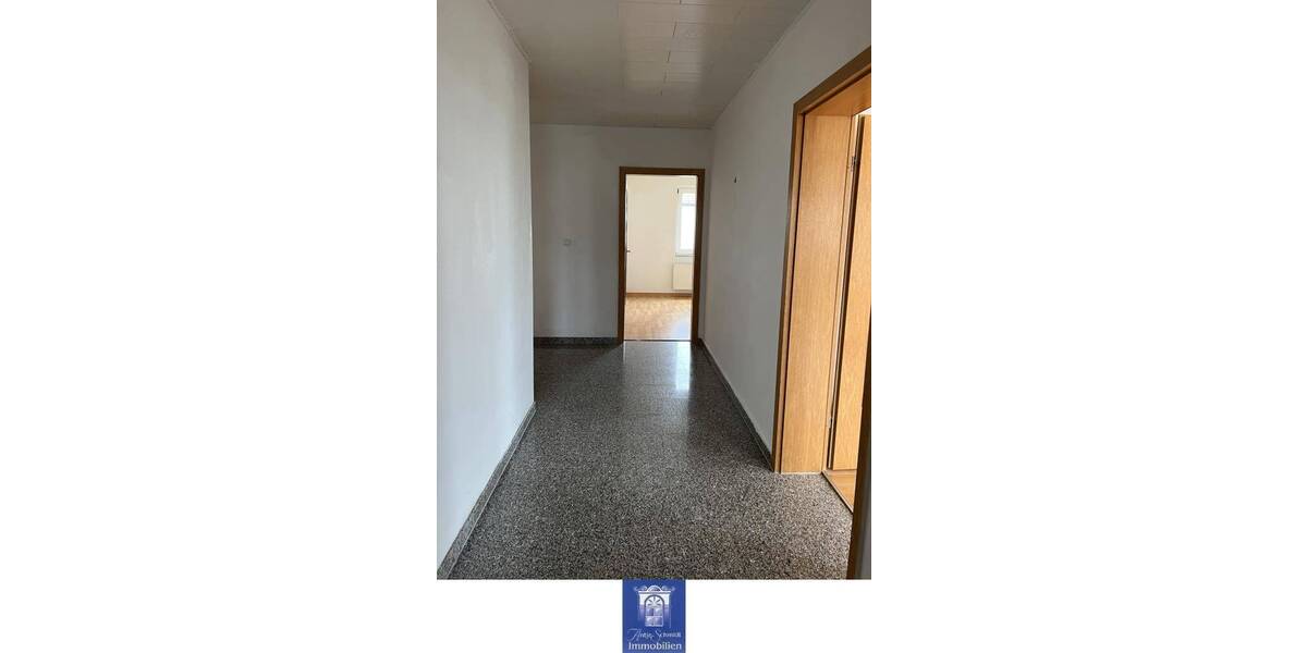 Etagenwohnung Königsbrück - 3 Zimmer, 76 m&sup2;, 720&euro; | Angebot:26083026