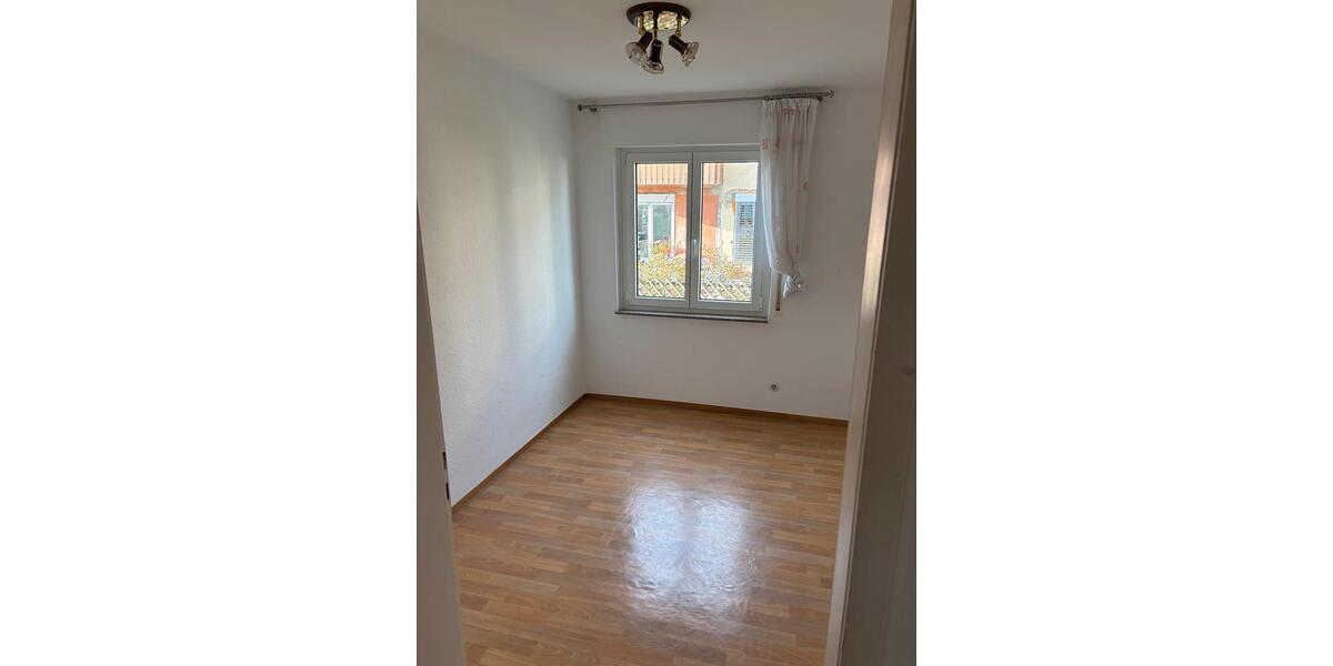 Erdgeschoßwohnung Eislingen (Fils) - 3 Zimmer, 55 m&sup2;, 850&euro; | Angebot:26266017