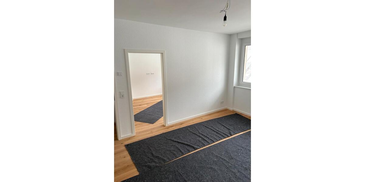 Etagenwohnung Köln - 4 Zimmer, 90 m&sup2;, 650&euro; | Angebot:26548361