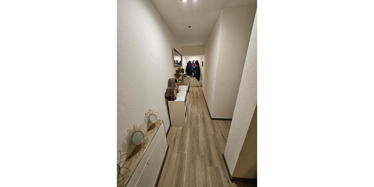 Erdgeschoßwohnung Weilrod - 3 Zimmer, 80 m&sup2;, 650&euro; | Angebot:24998443