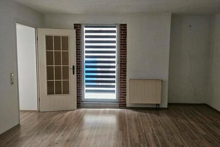 Wohnung Schleusingen - 3 Zimmer, 75 m&sup2;, 520&euro; | Angebot:27619055