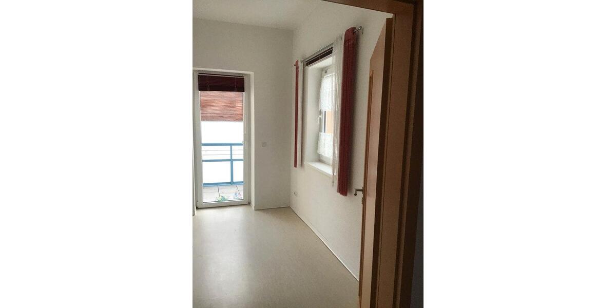 Etagenwohnung Blankenburg (Harz) - 2 Zimmer, 66 m&sup2;, 455&euro; | Angebot:26544745