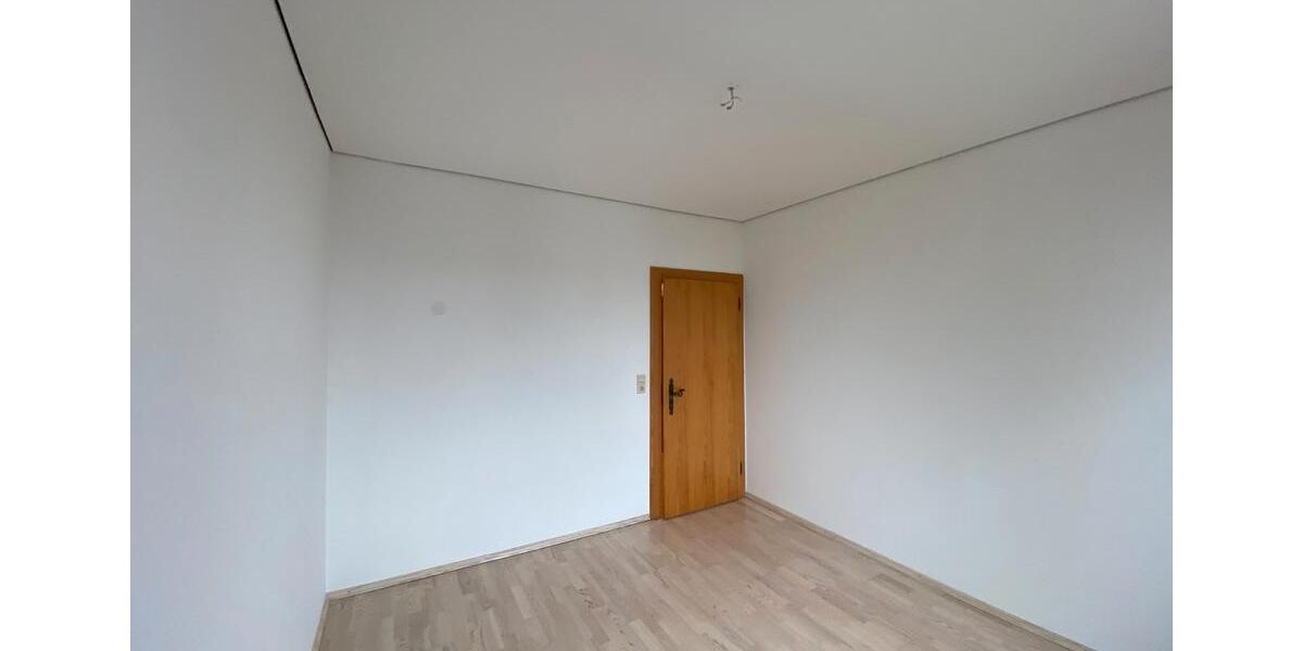 Etagenwohnung Biessenhofen - 4 Zimmer, 99 m&sup2;, 1.050&euro; | Angebot:26278735