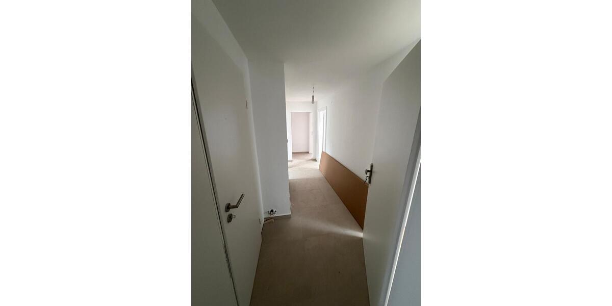 Wohnen auf Zeit Uttenreuth - 4 Zimmer, 14 m&sup2;, 450&euro; | Angebot:24821751