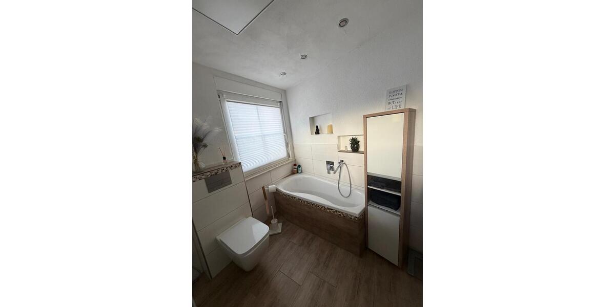 Einfamilienhaus Oerlenbach - 3 Zimmer, 105 m&sup2;, 920&euro; | Angebot:26205853