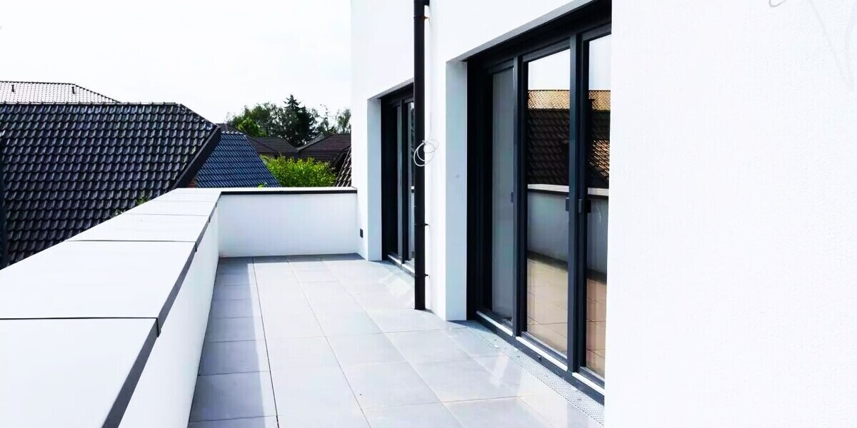 Exklusives Penthouse-Erstbezug in der Kurstadt am Teutoburger Wald – Luxuriös & mit XXL-Balkon 3.5 zimmer