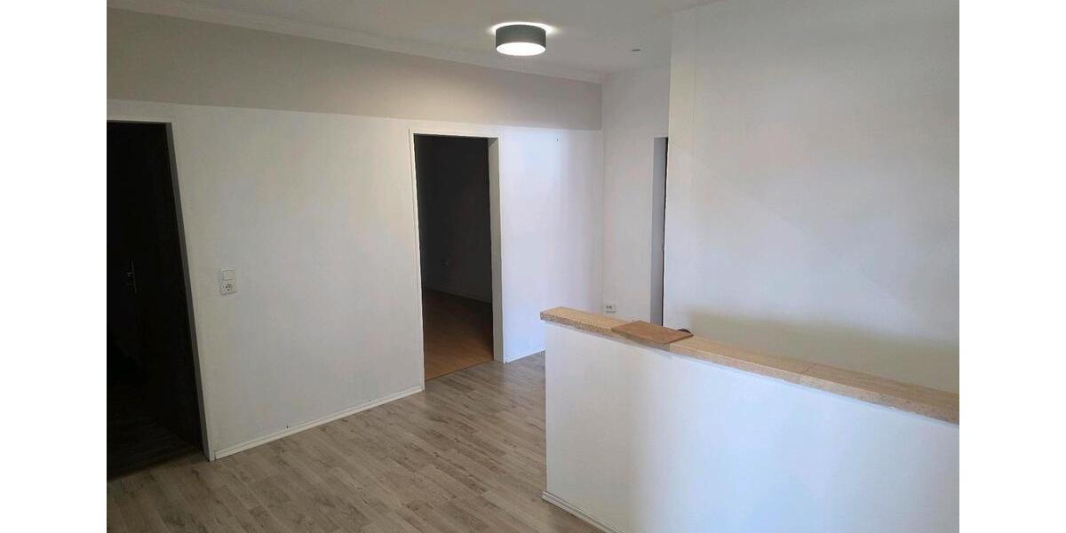 Etagenwohnung Saterland - 8 Zimmer, 125 m&sup2;, 800&euro; | Angebot:26647148