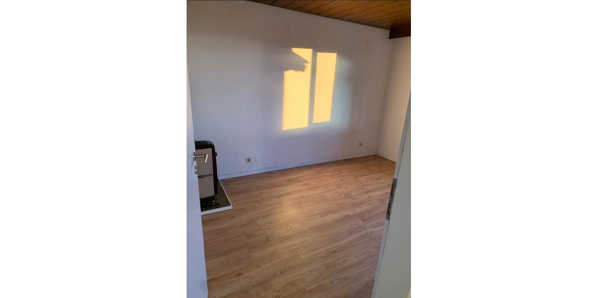 Bungalow Deggendorf - 3 Zimmer, 63 m&sup2;, 890&euro; | Angebot:26272541
