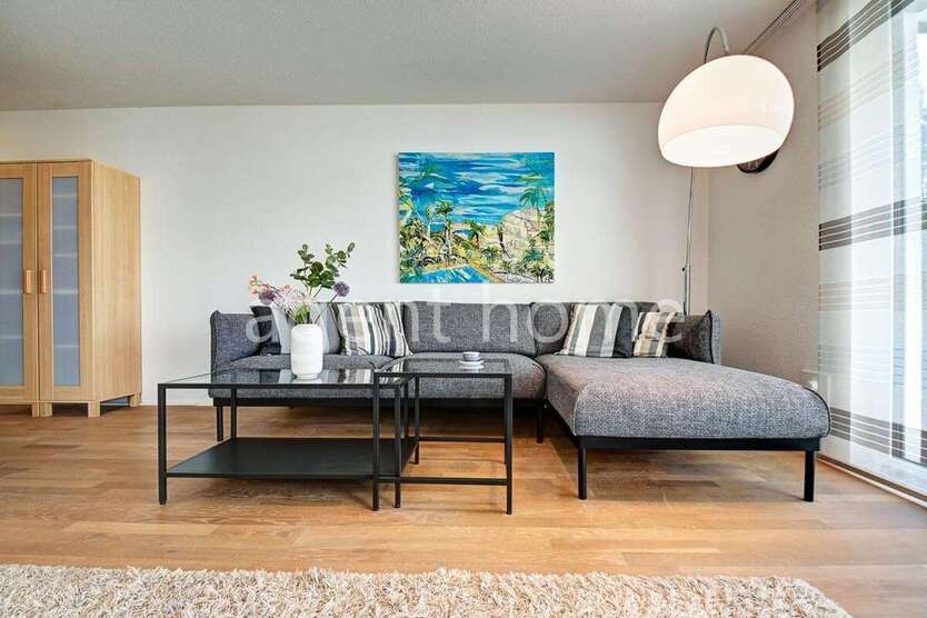 Wohnung zum Mieten in Stuttgart 1.990 € 74 m² 3 zimmer