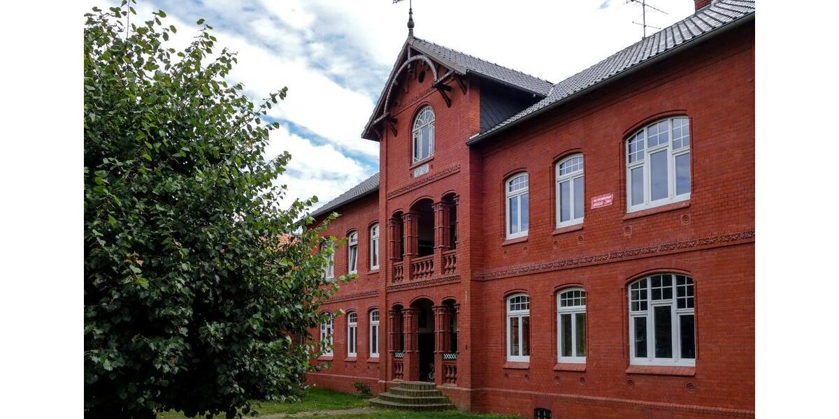 Etagenwohnung Diesdorf - 3.5 Zimmer, 97 m&sup2;, 420&euro; | Angebot:25843384