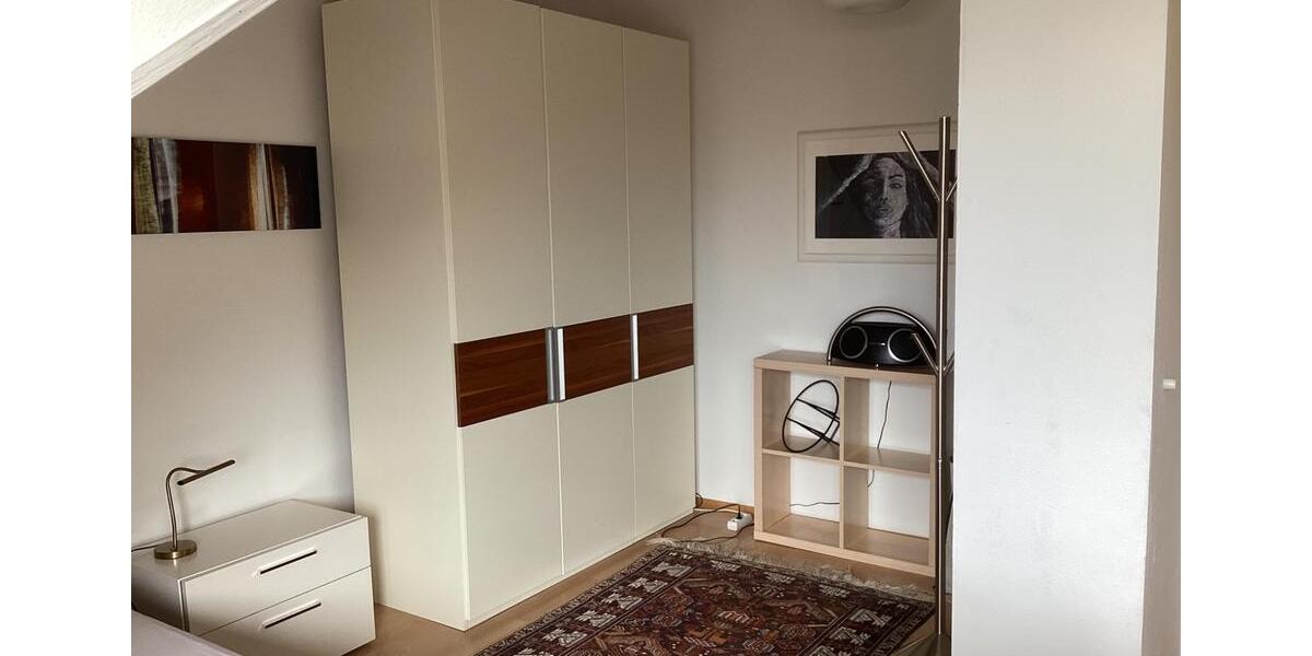 Dachgeschoßwohnung Kirchheim bei München - 1 Zimmer, 27 m&sup2;, 700&euro; | Angebot:25996044