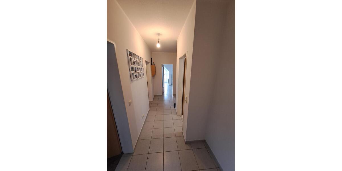 Dachgeschoßwohnung Herzogenrath - 3 Zimmer, 70 m&sup2;, 510&euro; | Angebot:26535326