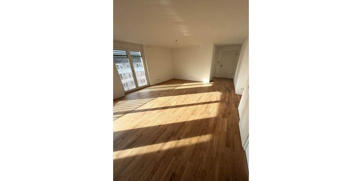 Etagenwohnung Singen Nordstadt - 2 Zimmer, 64 m&sup2;, 950&euro; | Angebot:24722860