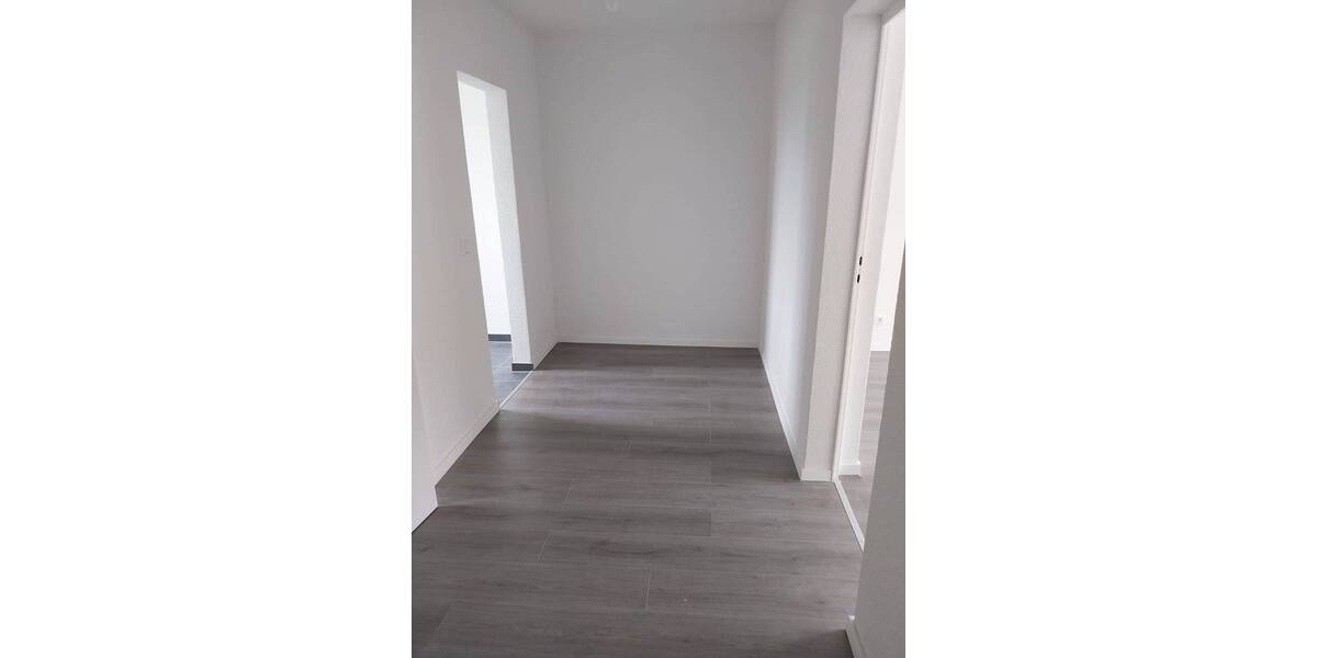 Etagenwohnung Ostrau - 3 Zimmer, 58 m&sup2;, 348&euro; | Angebot:25796168