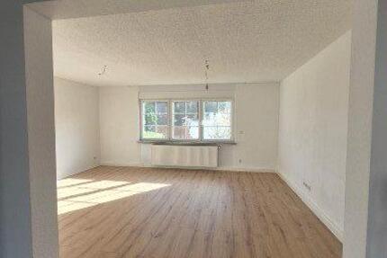 Wohnung Völklingen - 5 Zimmer, 80 m&sup2;, 830&euro; | Angebot:26549991