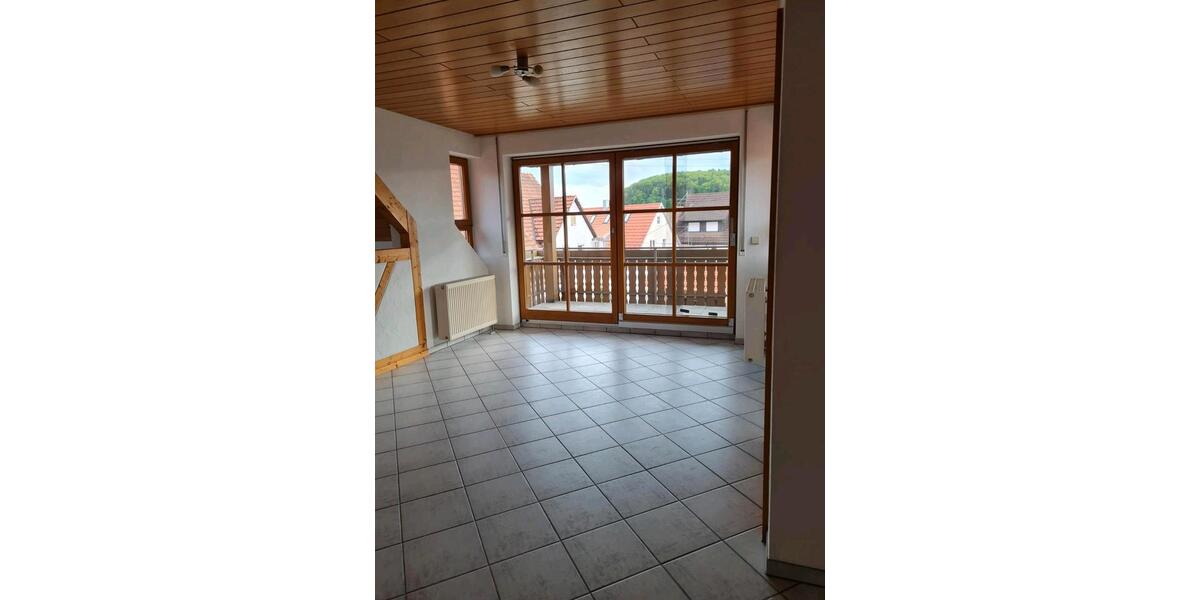 Dachgeschoßwohnung St. Johann - 3.5 Zimmer, 82 m&sup2;, 800&euro; | Angebot:26414201