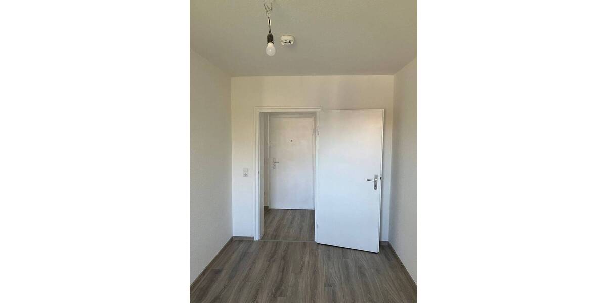 Etagenwohnung Salzgitter Lebenstedt - 4 Zimmer, 74 m&sup2;, 446&euro; | Angebot:26259206