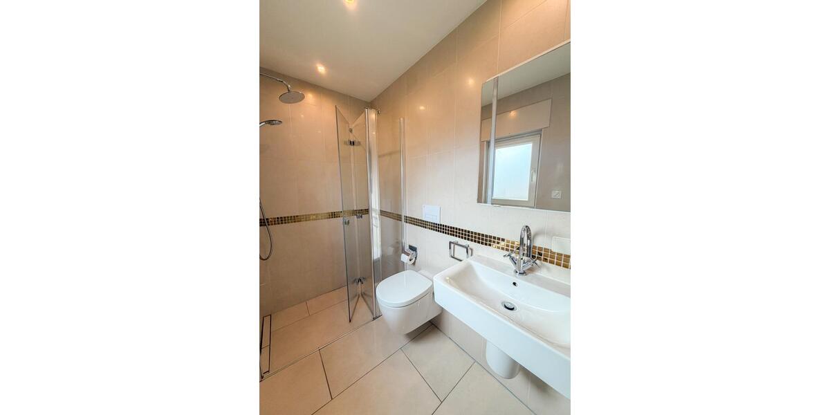 Dachgeschoßwohnung Gronau (Westfahlen) - 3 Zimmer, 70 m&sup2;, 690&euro; | Angebot:26588030