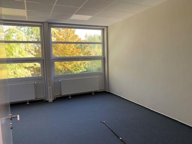 Gewerbeobjekt Schwarzenbek - 9&euro; | Angebot:24637405